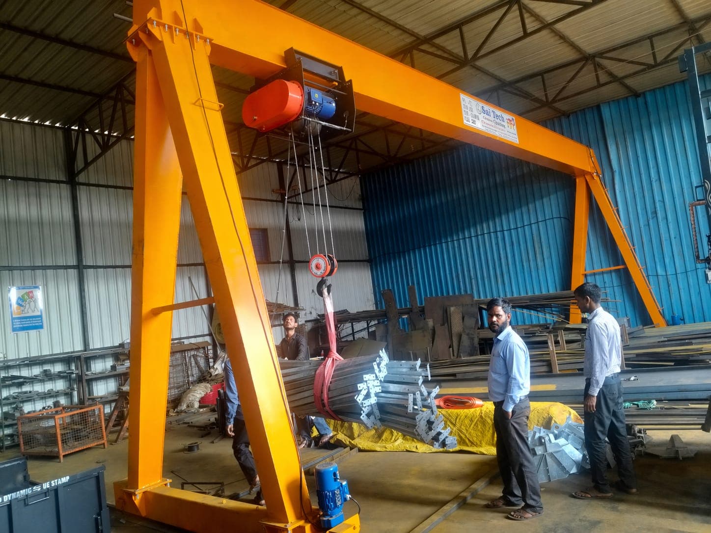 5 Ton EOT crane used for material lifting on the shop floor