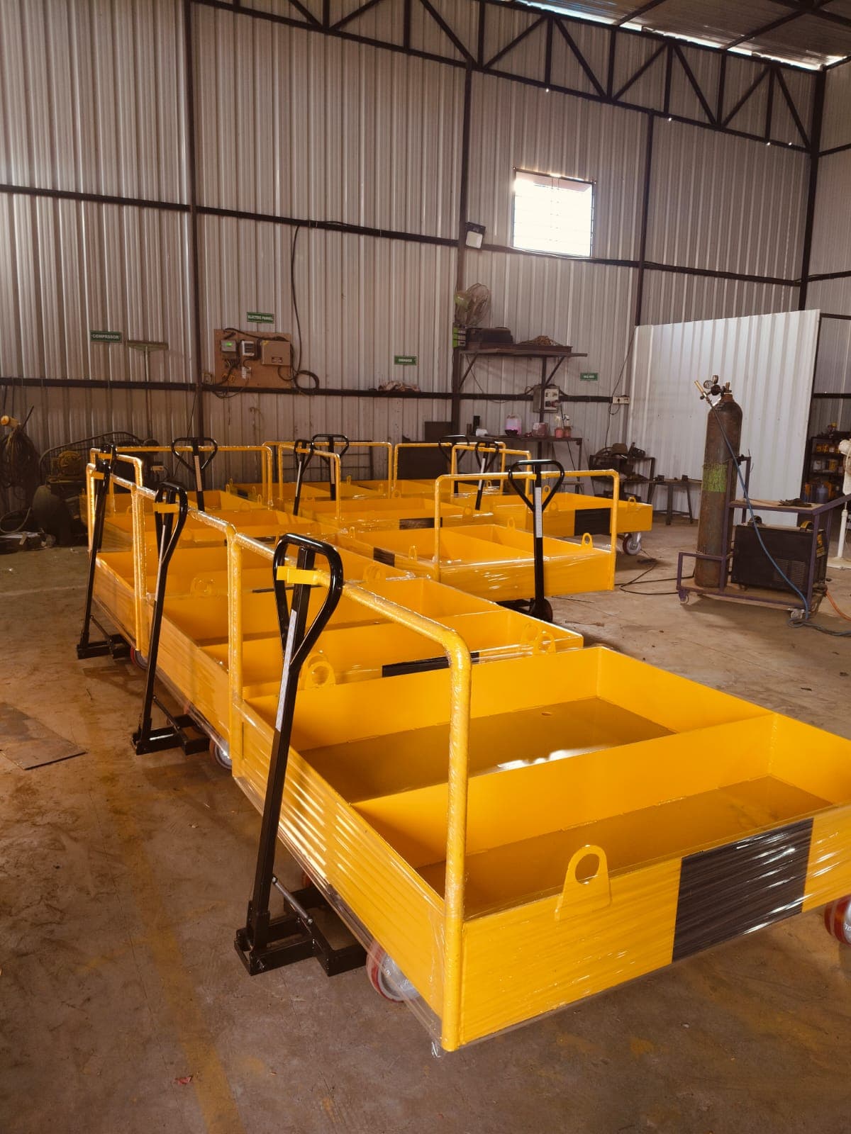 Material handling - heavy duty transport trolley