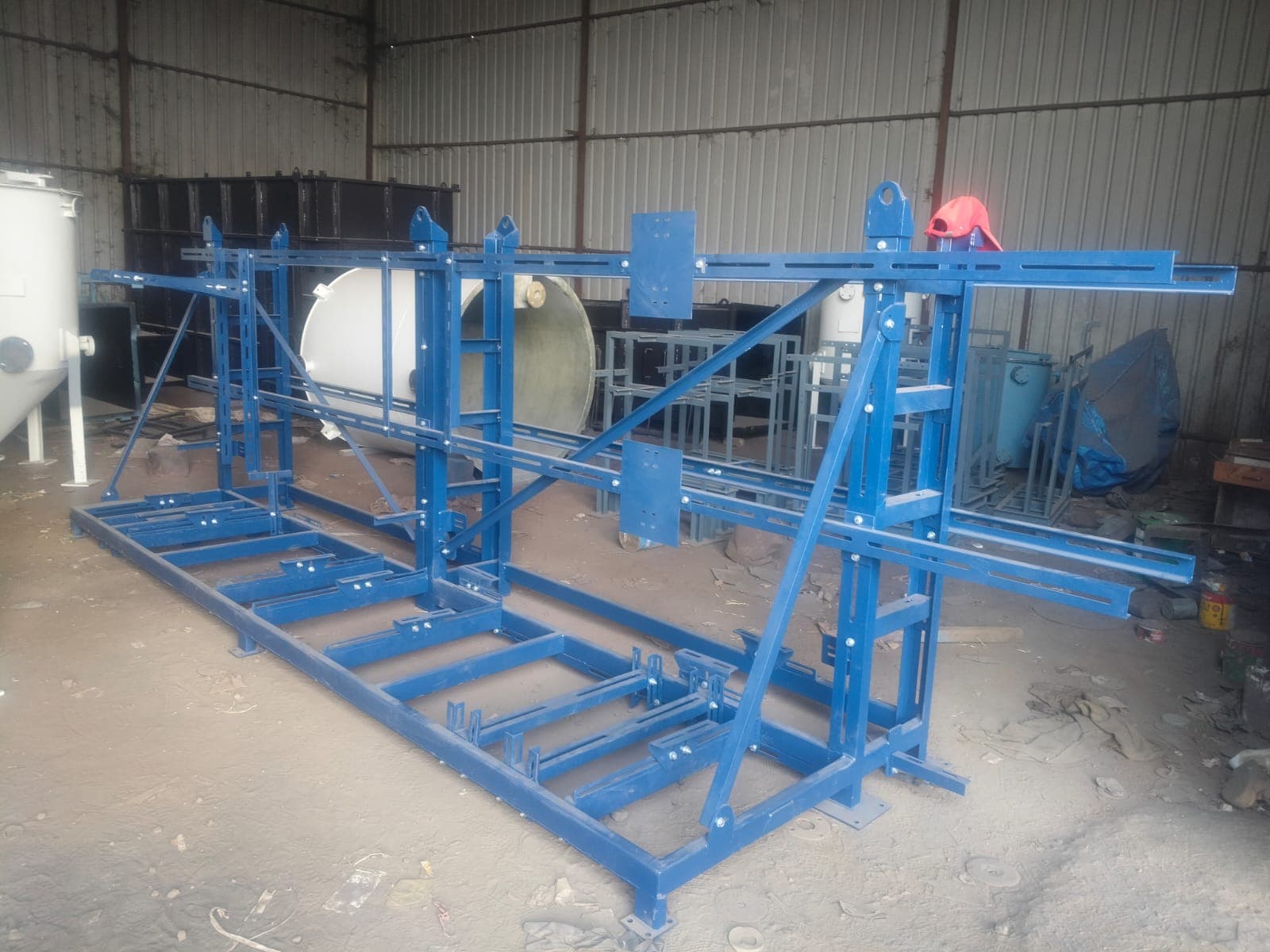 Skid frame assembly - structural railing and ladder